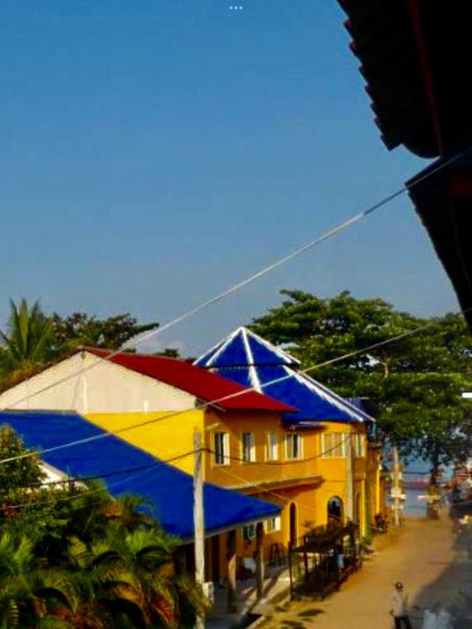 M'Pay Bay Guesthouse Koh Rong Sanloem Exteriör bild