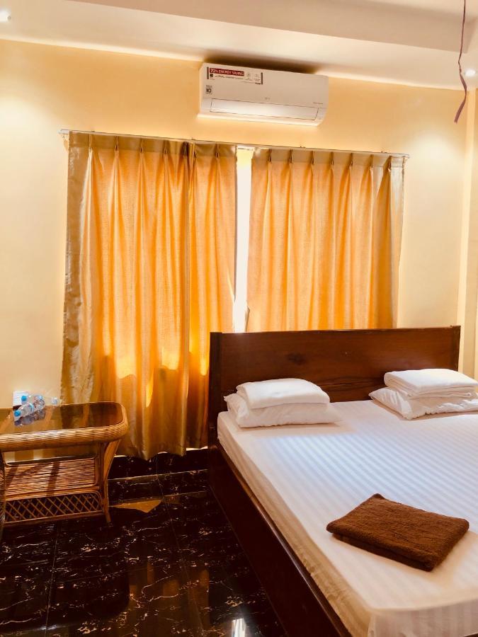 M'Pay Bay Guesthouse Koh Rong Sanloem Exteriör bild